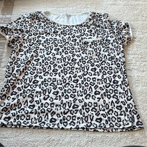 Leopard Print Short Sleeve Top